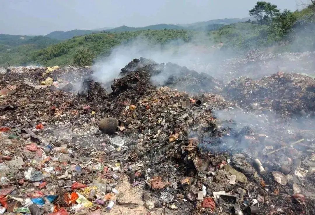 國內垃圾臭氣問題嚴峻,潔匠異味控制液帶來清新.jpg 國內垃圾臭氣問題嚴峻,潔匠異味控制液帶來清新.jpg